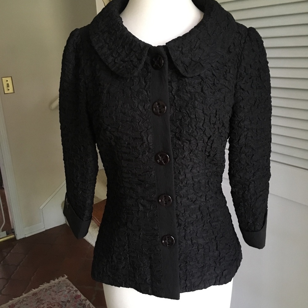 🎉🎉HP🎉Young Essence Three Quarter Sleeve Jacket